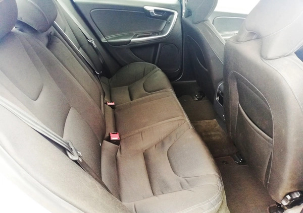 Volvo S60 cena 44900 przebieg: 123624, rok produkcji 2015 z Rzgów małe 172
